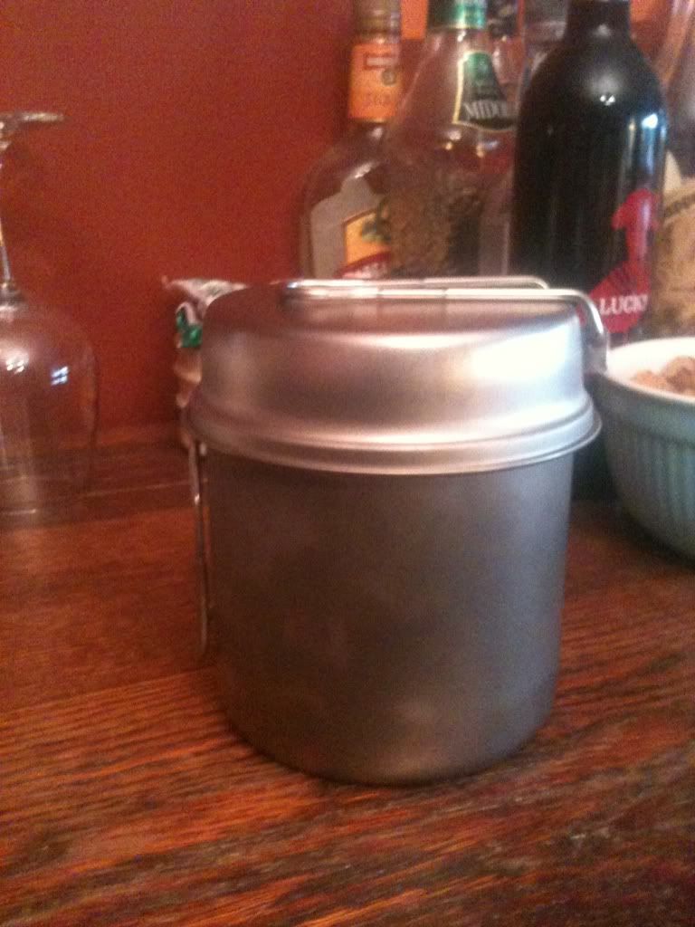 [Linked Image from i1010.photobucket.com]