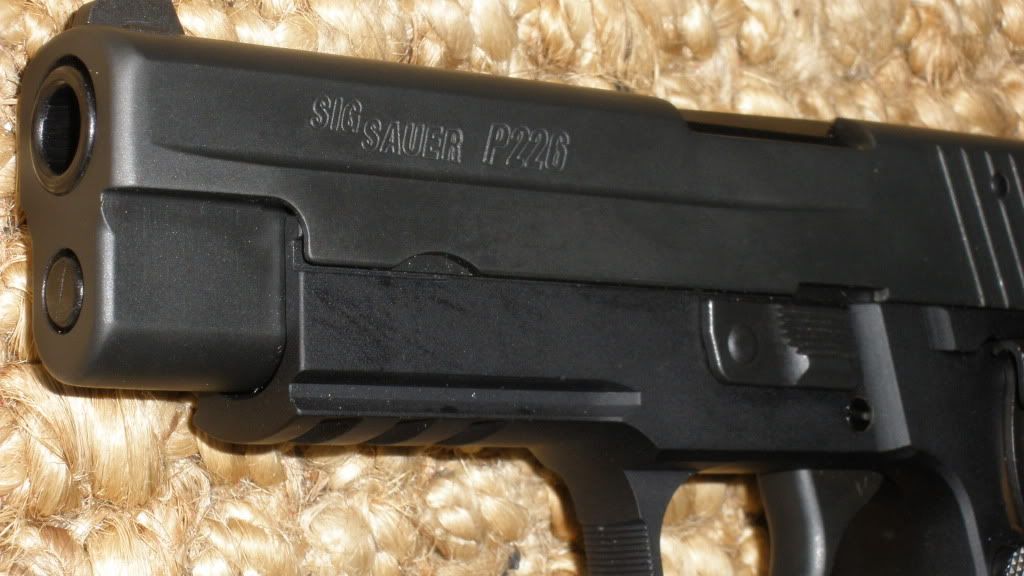 [Linked Image from i1010.photobucket.com]