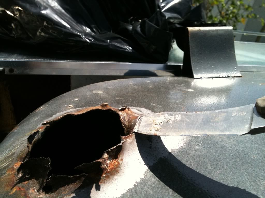 [Linked Image from i1010.photobucket.com]