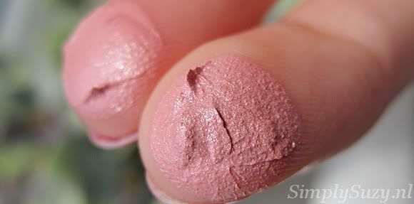 NYX_Cream_Blush_Boho_Chic02.jpg