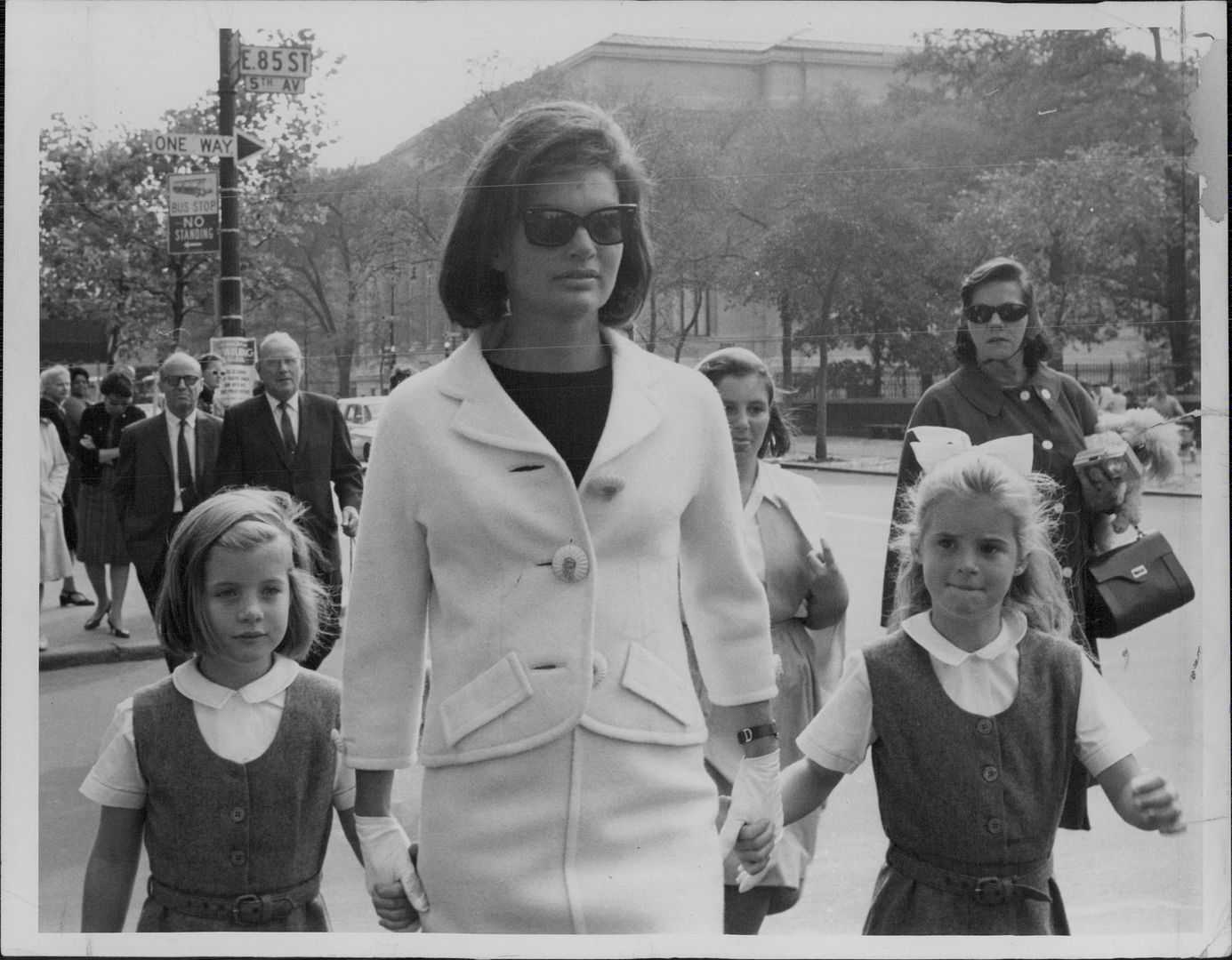 1964 Jackie Kennedy with daughter & nieces Press Photo | eBay